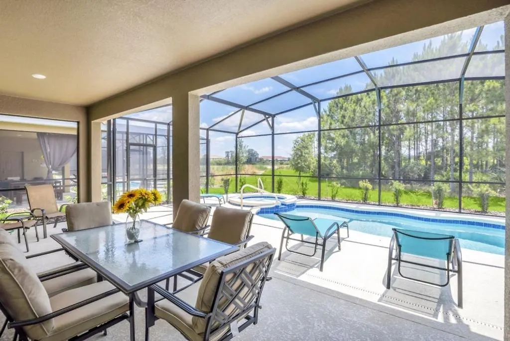 6 Bed 4 Bath Solterra Beautiful Home! Villa Davenport